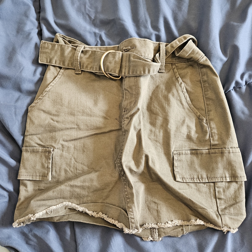 Mudd Tan Mini Skirt with Chic Design